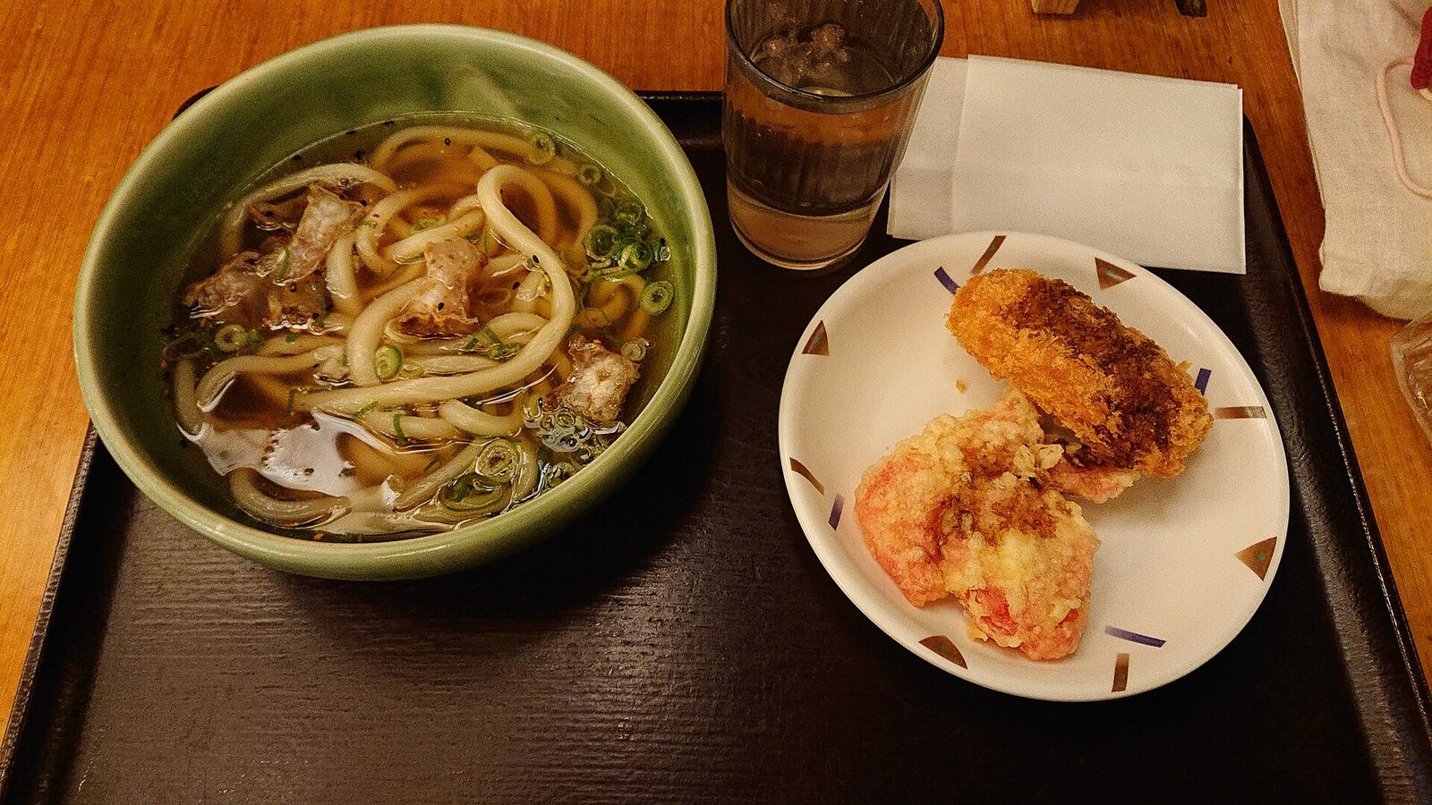 油かすをのせたかすうどん